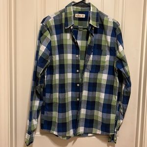 Hollister long sleeve button down shirt size M
